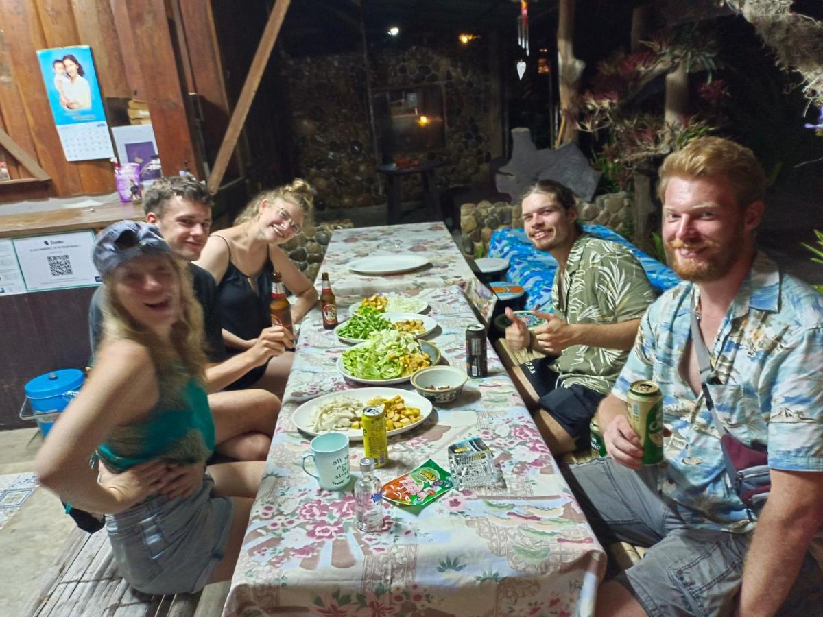 Sunny Tayai Hostel باي المظهر الخارجي الصورة